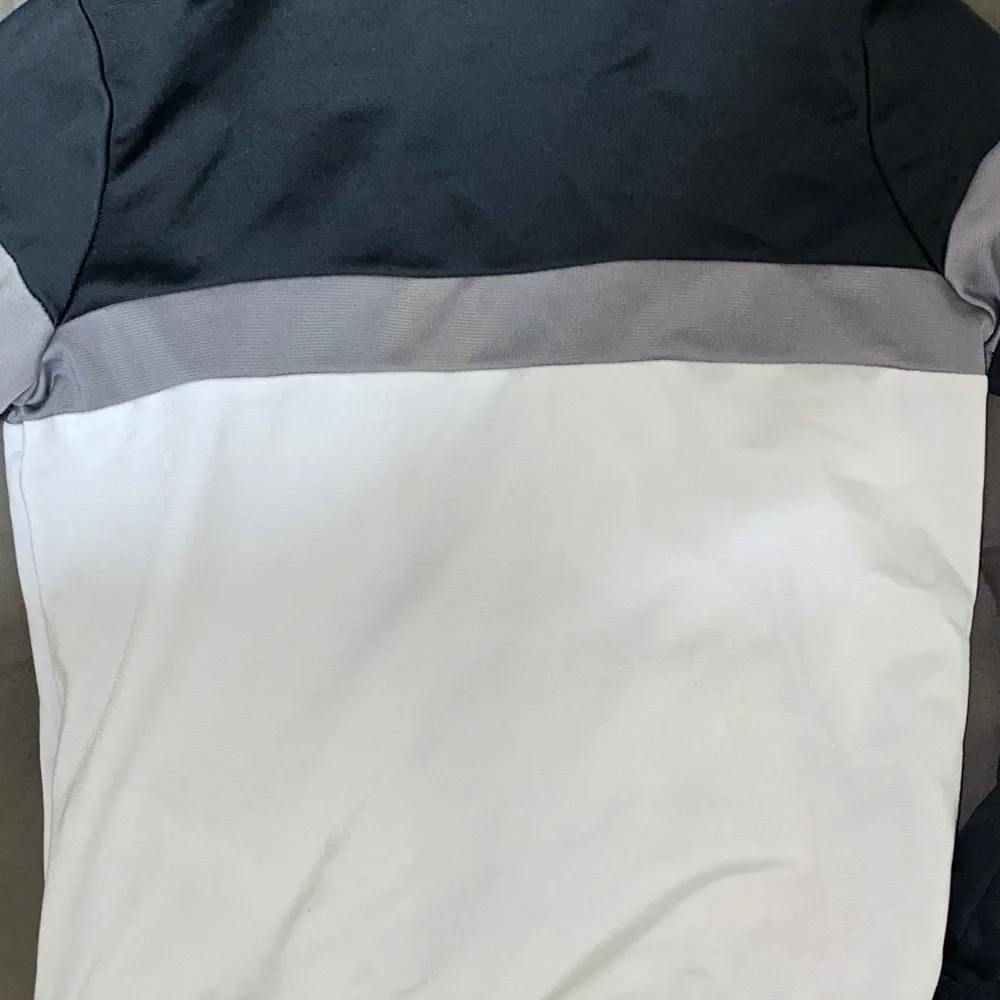 ⭐️ 3/$15 • Nike • Color Block • Jacket